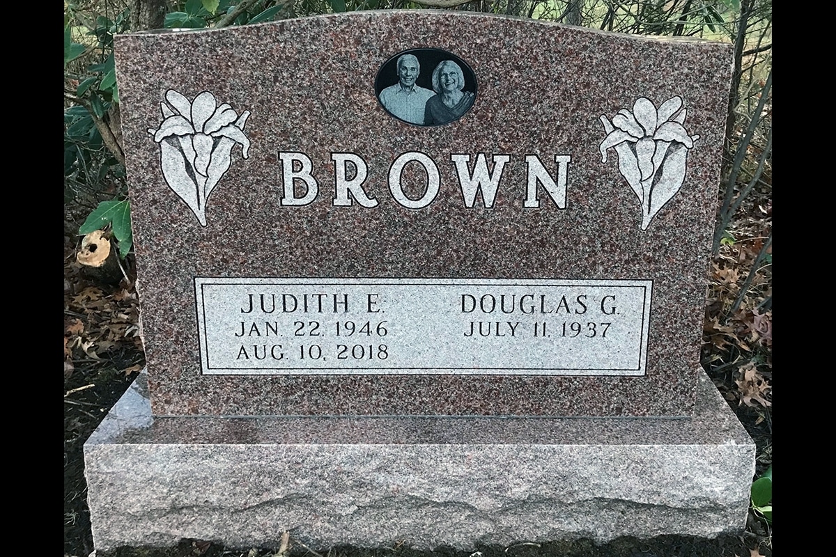 Monuments & Memorials | Beautiful Custom Headstones & More!